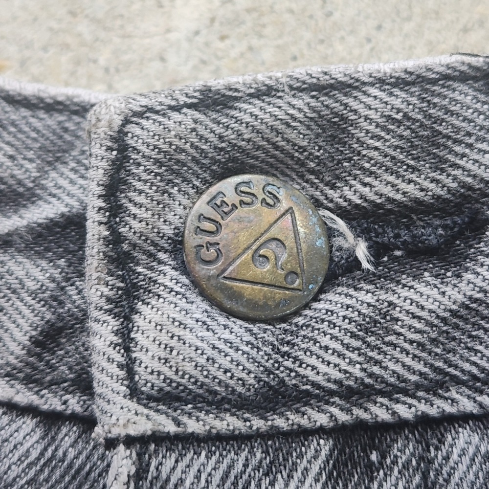 VTG 90s Guess High-Waisted Denim Jorts Shorts Sz 26 Black Raw Hem Grunge USA Y2K - Picture 5 of 12